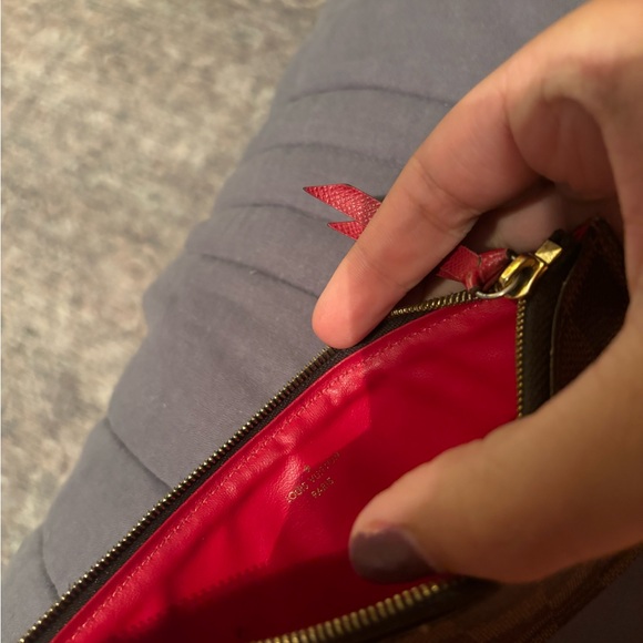 Louis Vuitton Pochette Felicie Zippered Insert - Picture 3 of 6